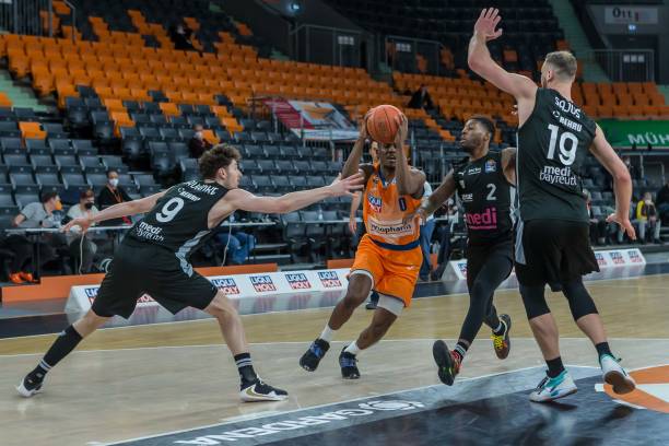 快造成战术 快造成战术