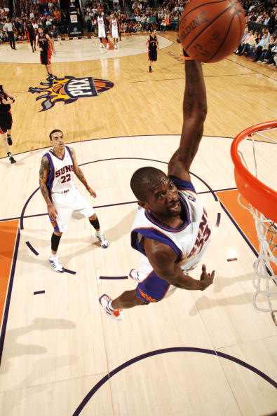 她更多地选 她更多地选